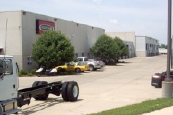 Truck Centers truck repair shop in Mt Vernon, IL